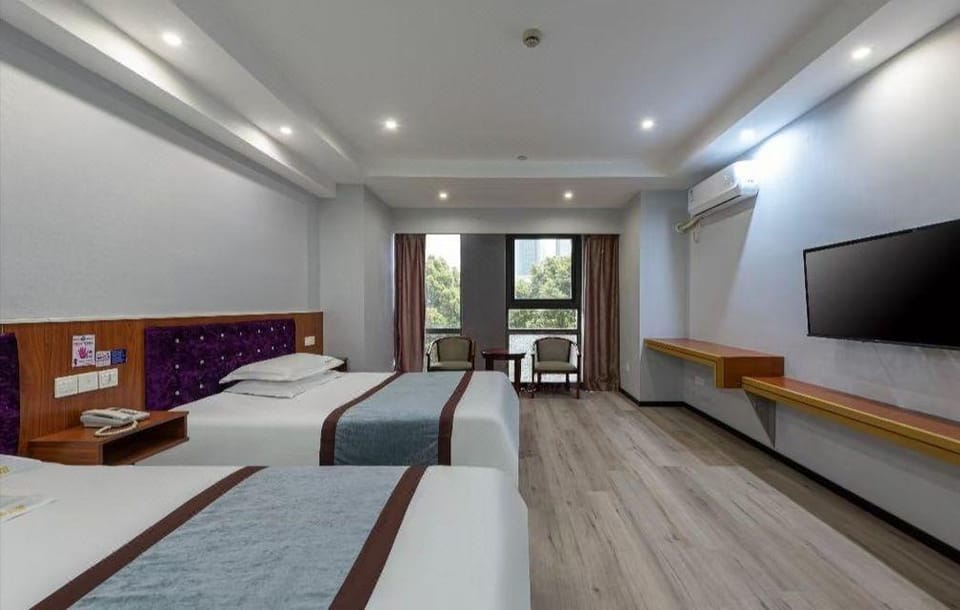 Ningbo Laikainuo Business Hotel (International Convention and Exhibition Center) Hotel in Zhejiang