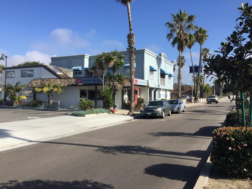 The Shores Inn Motel in Ventura