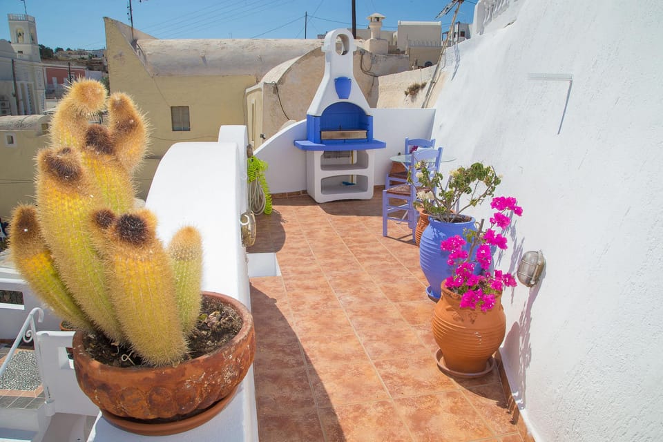 Lydia Luxury Villa Hotel in Santorini