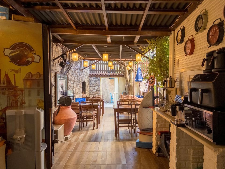 Tarihi Rum Konağı Antikhan Bed and Breakfast in İzmir Province