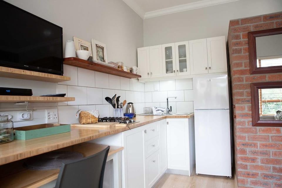Theebos Anneline's Self Catering Apartments Hotel in Cape Town
