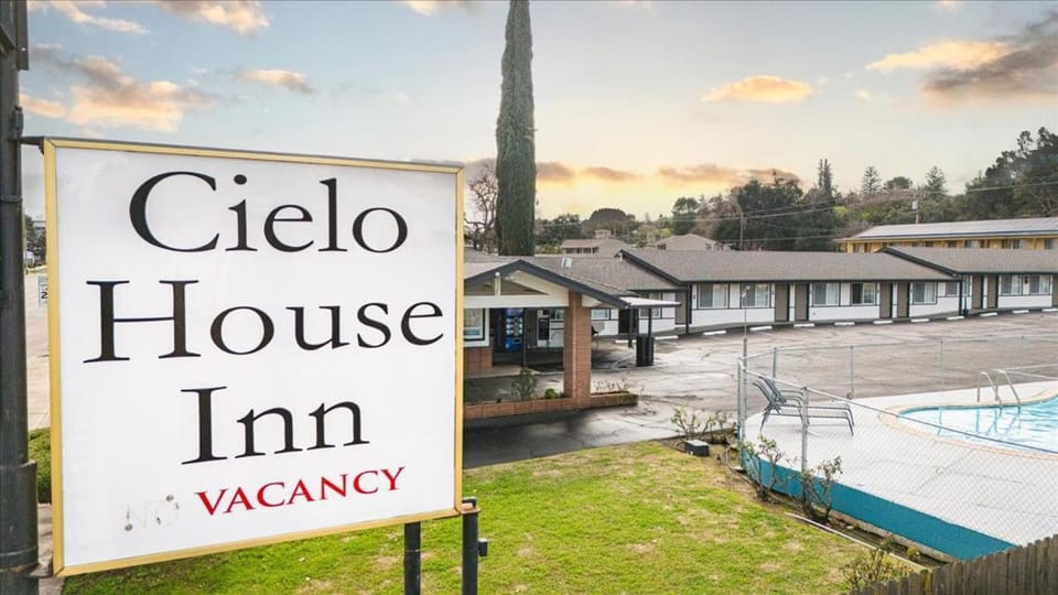 Cielo House Inn - Paso Robles Motel in Paso Robles