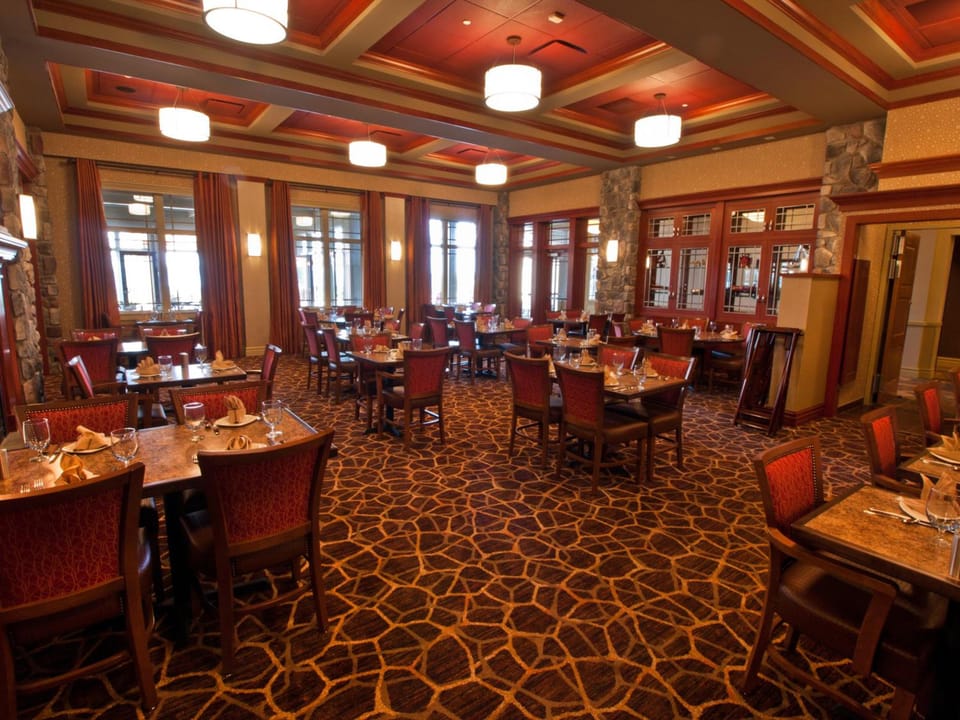 1000 Islands Harbor Hotel Hotel in Clayton