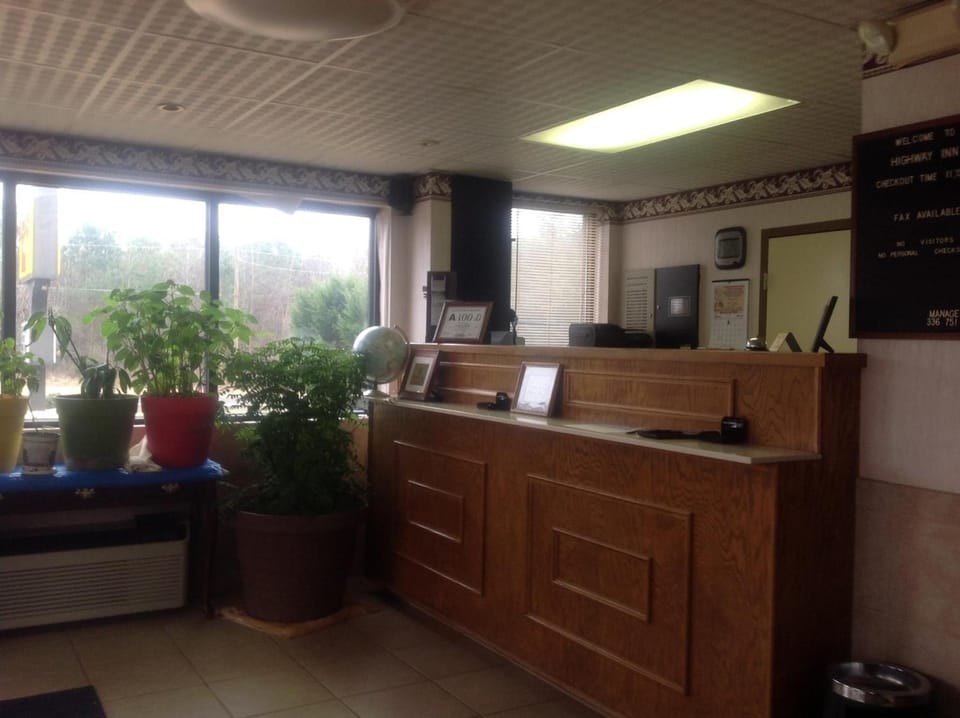 HighWay Inn Hotel in North Carolina