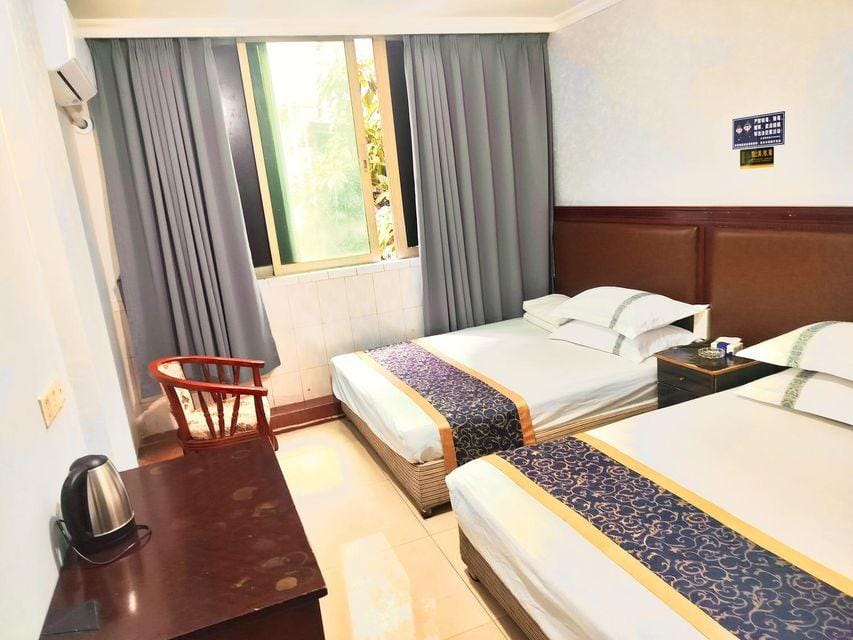 Huabin Hostel Hotel in Guangzhou