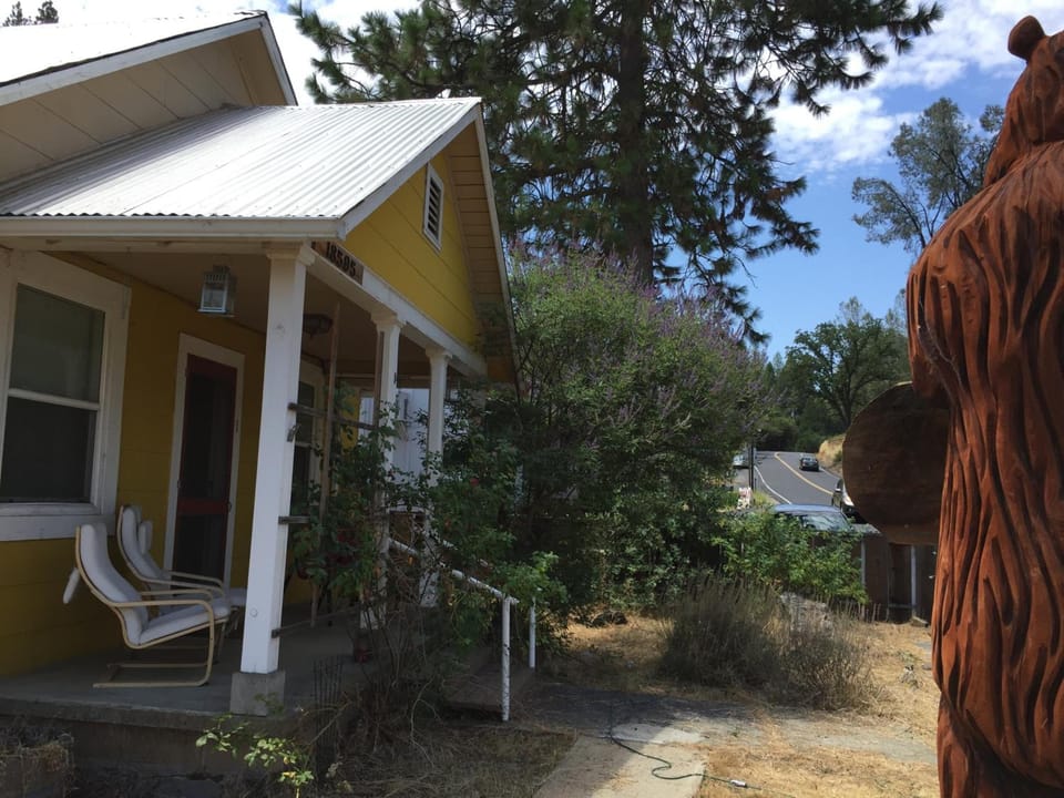 Yosemite International Hostel Hotel in Groveland