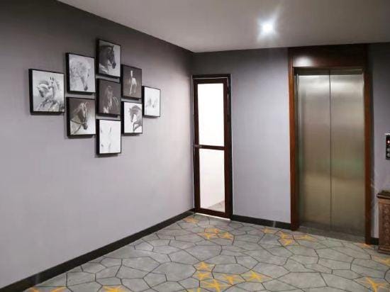 Junyi Hotel (Tongcheng South Gate Bus Station) Hotel in Jiangsu