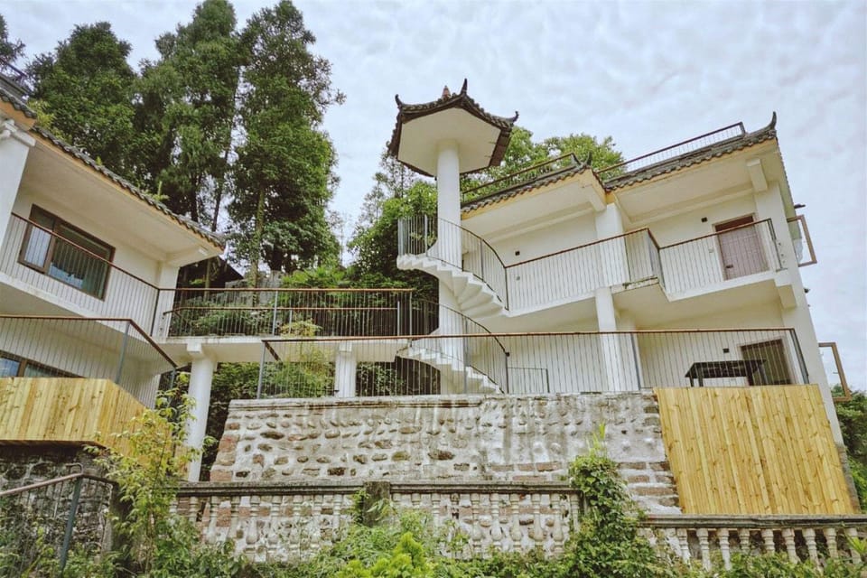Hillside Spring Resort Resort in Chengdu