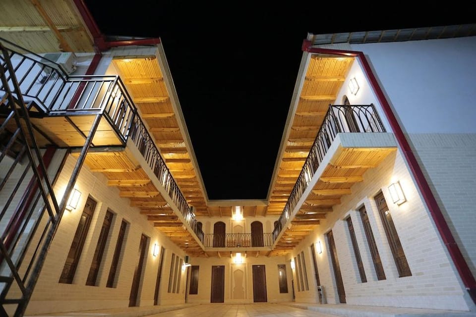 Mashhur Hotel in Europe