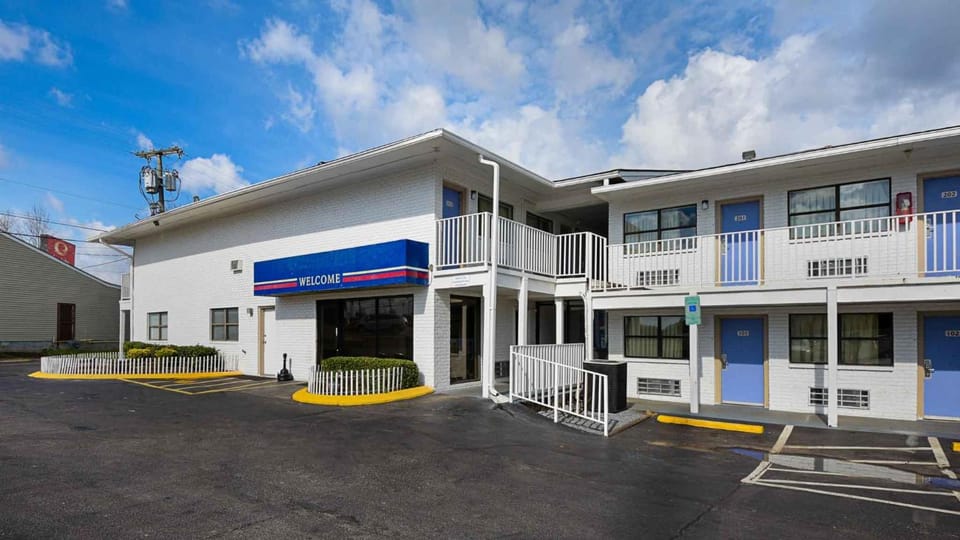 Motel 6 Chattanooga, TN Hotel in Chattanooga