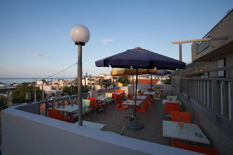 Memories Apartments Hotel in Stalida