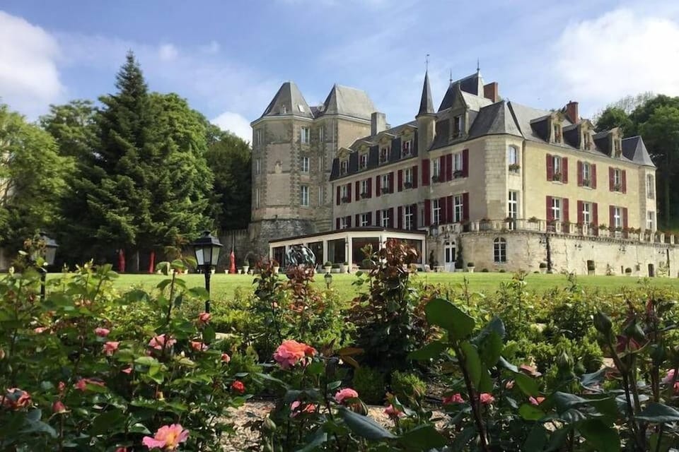 Château Laroche-Ploquin Hotel in Centre-Val de Loire