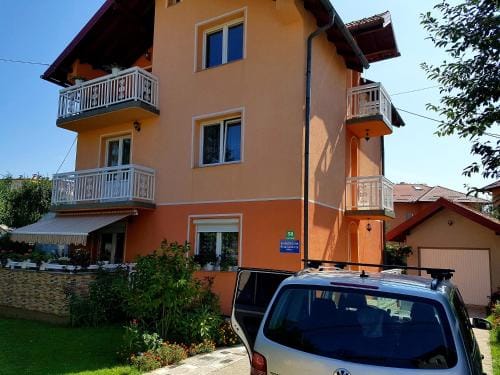 Guesthouse Relax and Fly Sarajevo Hotel in Sarajevo