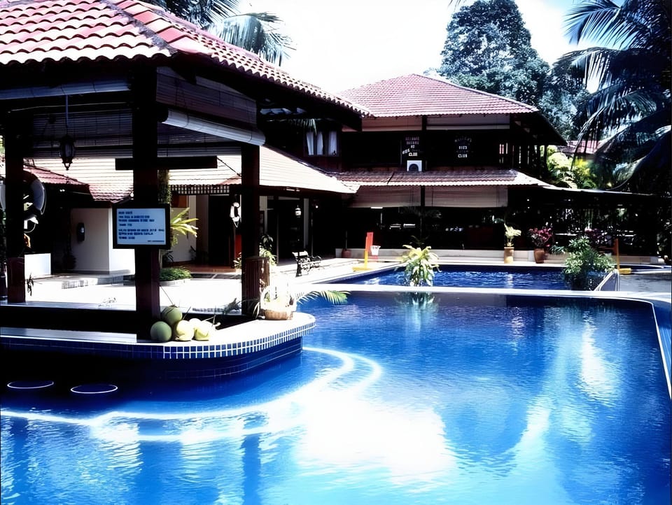 Swimming pool