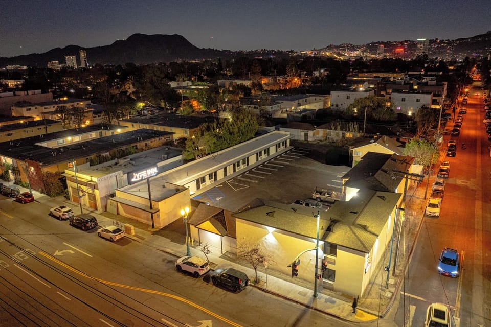 LYFE INN & SUITES by AGA- North Hollywood Universal Studios Hotel in Toluca Lake