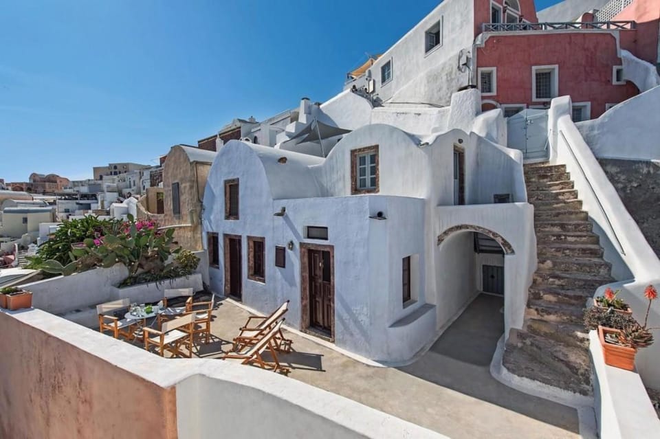 Opuntia by Thireon Hotel in Oia