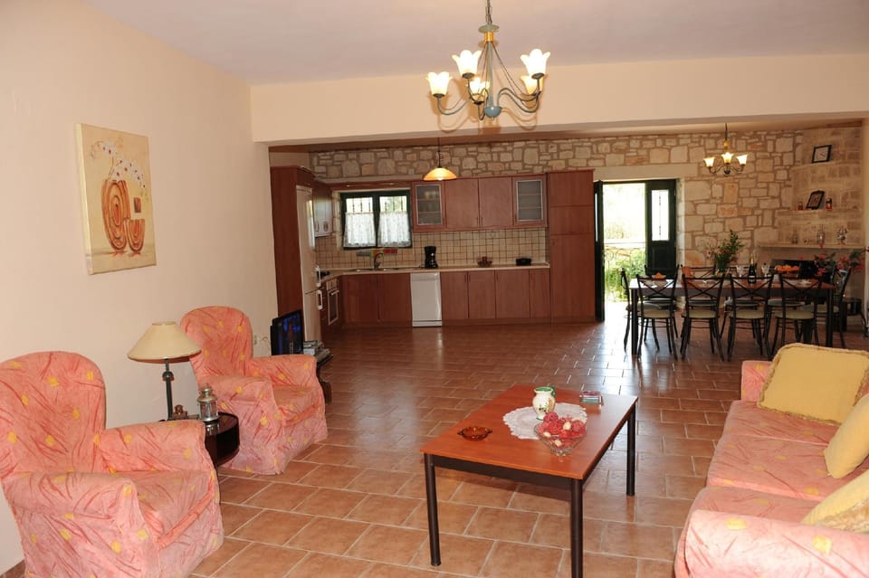 Ammos Villas Hotel in Peloponnese, Western Greece and the Ionian