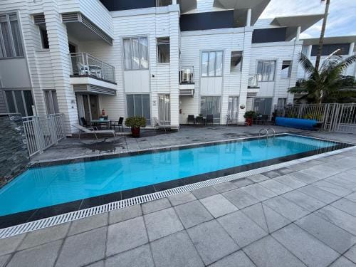 By the Sea  Hotel in Paihia