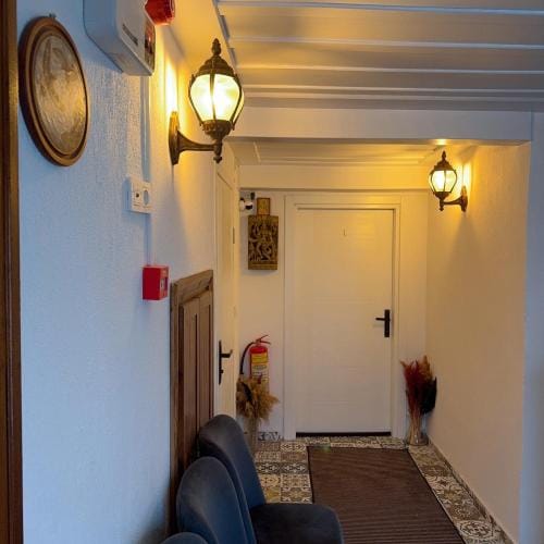 Hera Pansiyon Hotel in İzmir Province