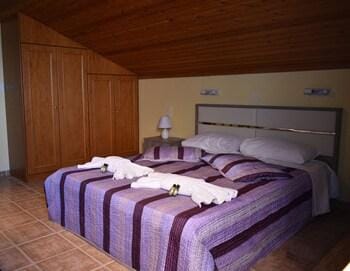 Nikos Apartments Hotel in Peloponnese, Western Greece and the Ionian