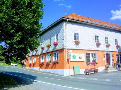 Landgasthof "Zur Linde" Inn in Thuringia, Germany