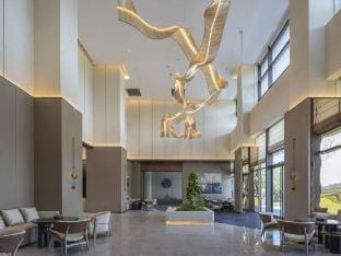 Palace Hotel (Huzhou High speed Railway Station Branch) Hotel in Suzhou