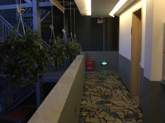 Kunming Yuzhi Hotel Hotel in China