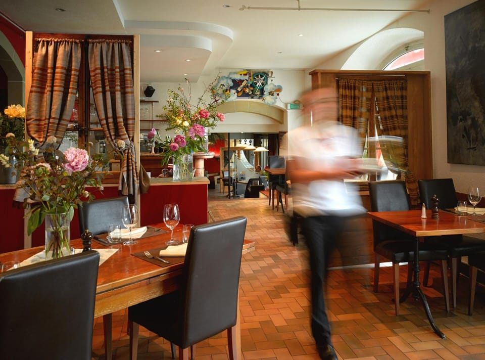Hostellerie de Geneve Hotel in Montreux