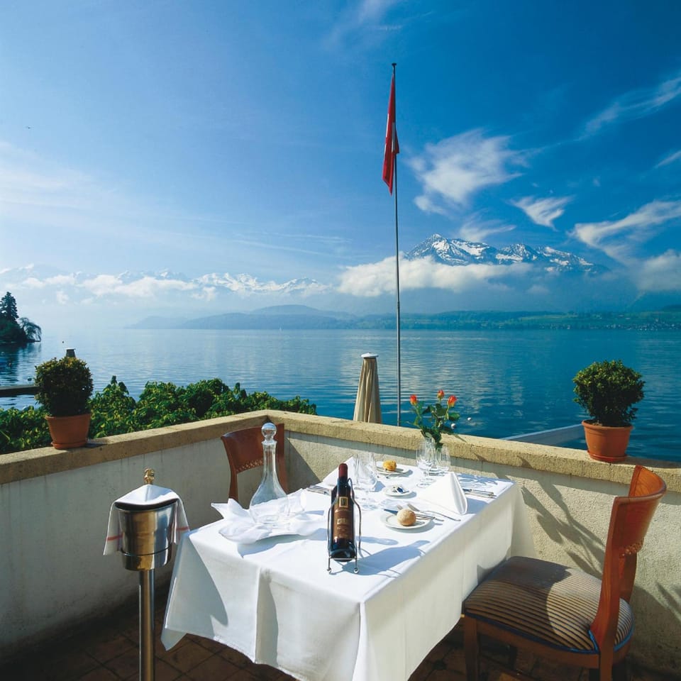 Hotel Restaurant Bellevue au Lac Hotel in Hilterfingen
