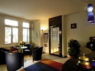 Hotel Lowen am See Hotel in Zug