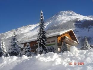 Hotel City Hotel in Canton of Valais