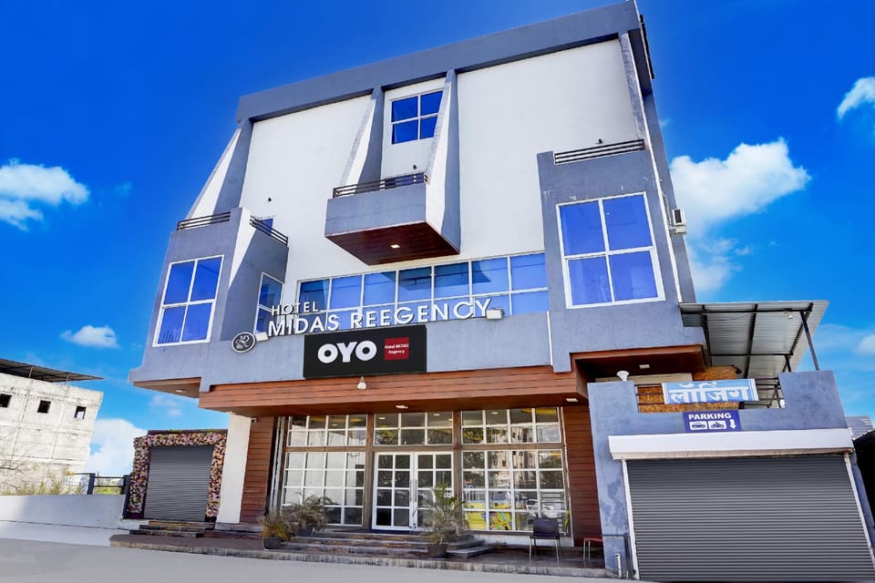 Hotel O by OYO MIDAS Regency Hotel in Maharashtra