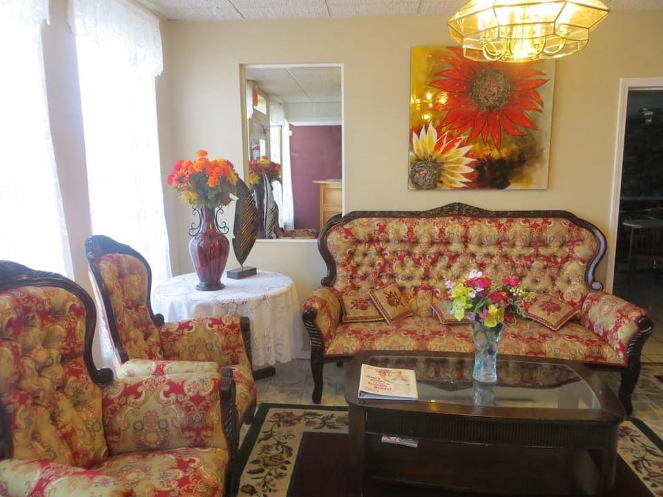 Peach Tree Inn Hotel in Branson