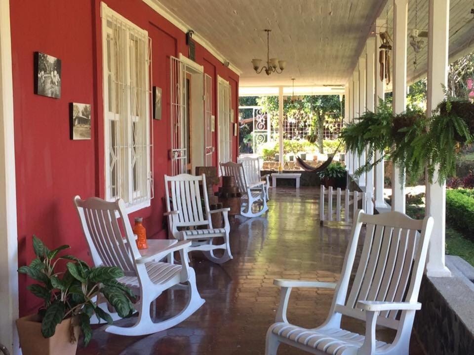 Hotel Hacienda El Rodeo Hotel in San José Province