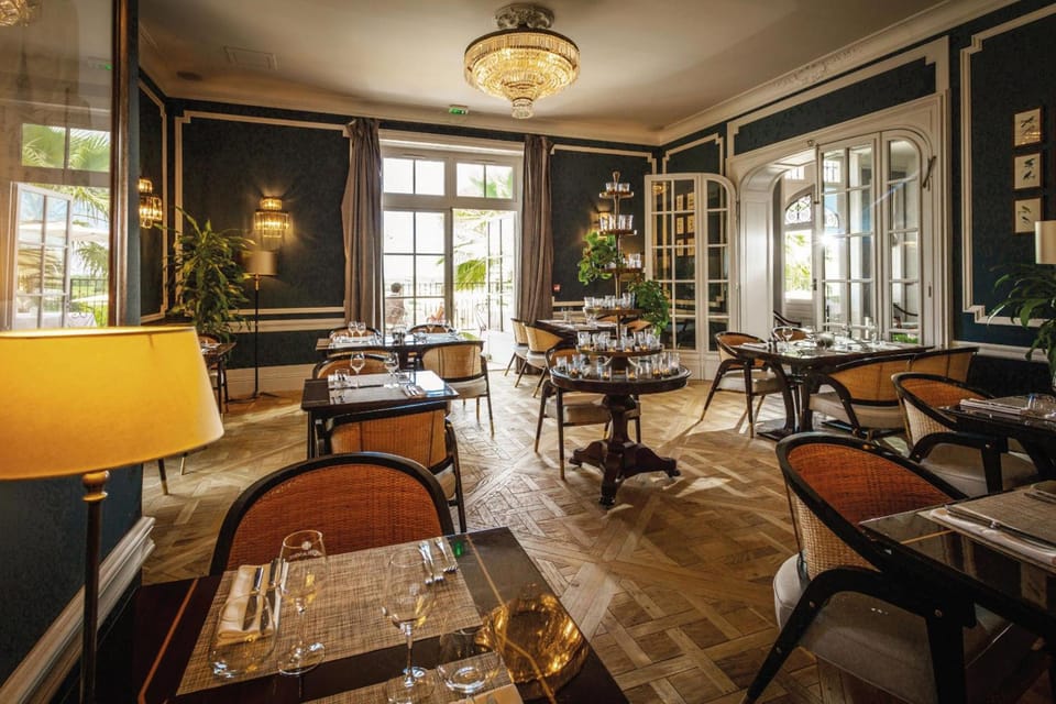 Chateau St Pierre de Serjac Hotel in Occitanie