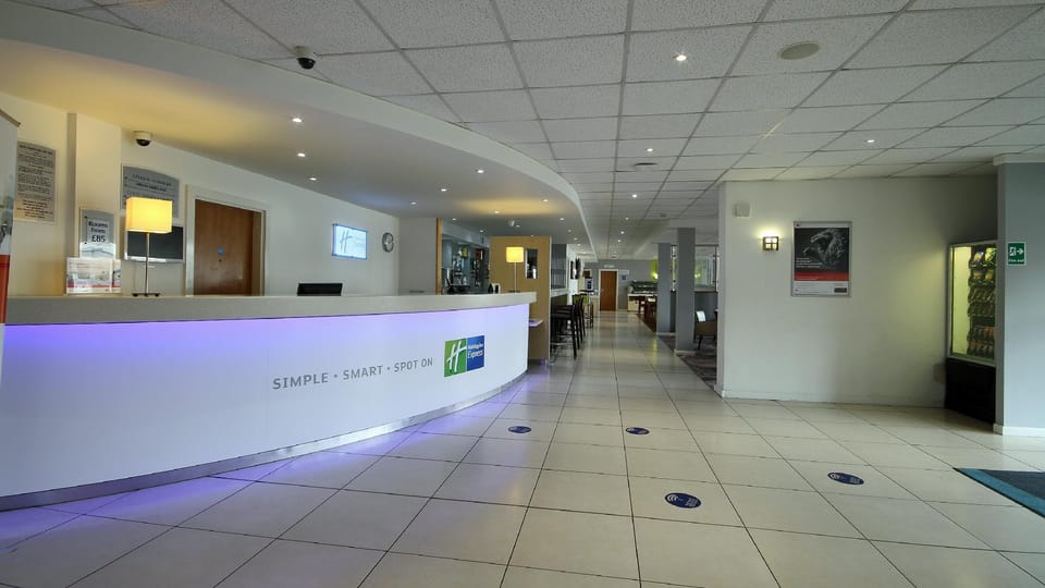 HOLIDAY INN EXPRESS NUNEATON Hotel in North Warwickshire District