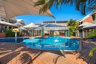 Broadwater Resort Como Apartment hotel in Perth