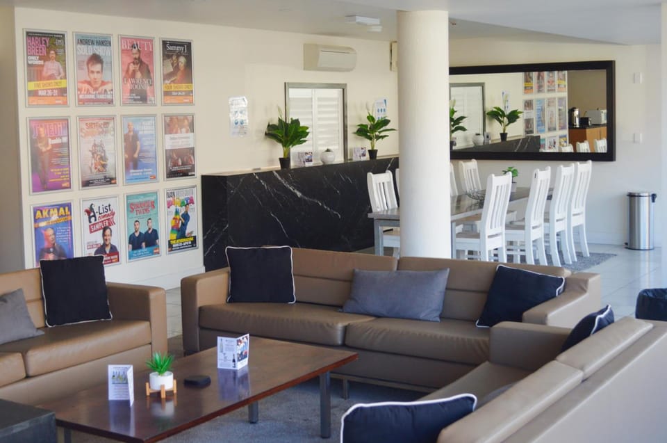 Shared lounge/TV area
