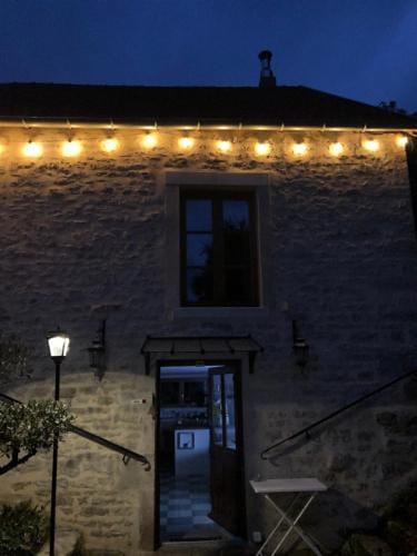 Les Allumettes d'Ecorsaint Hotel in Bourgogne-Franche-Comté