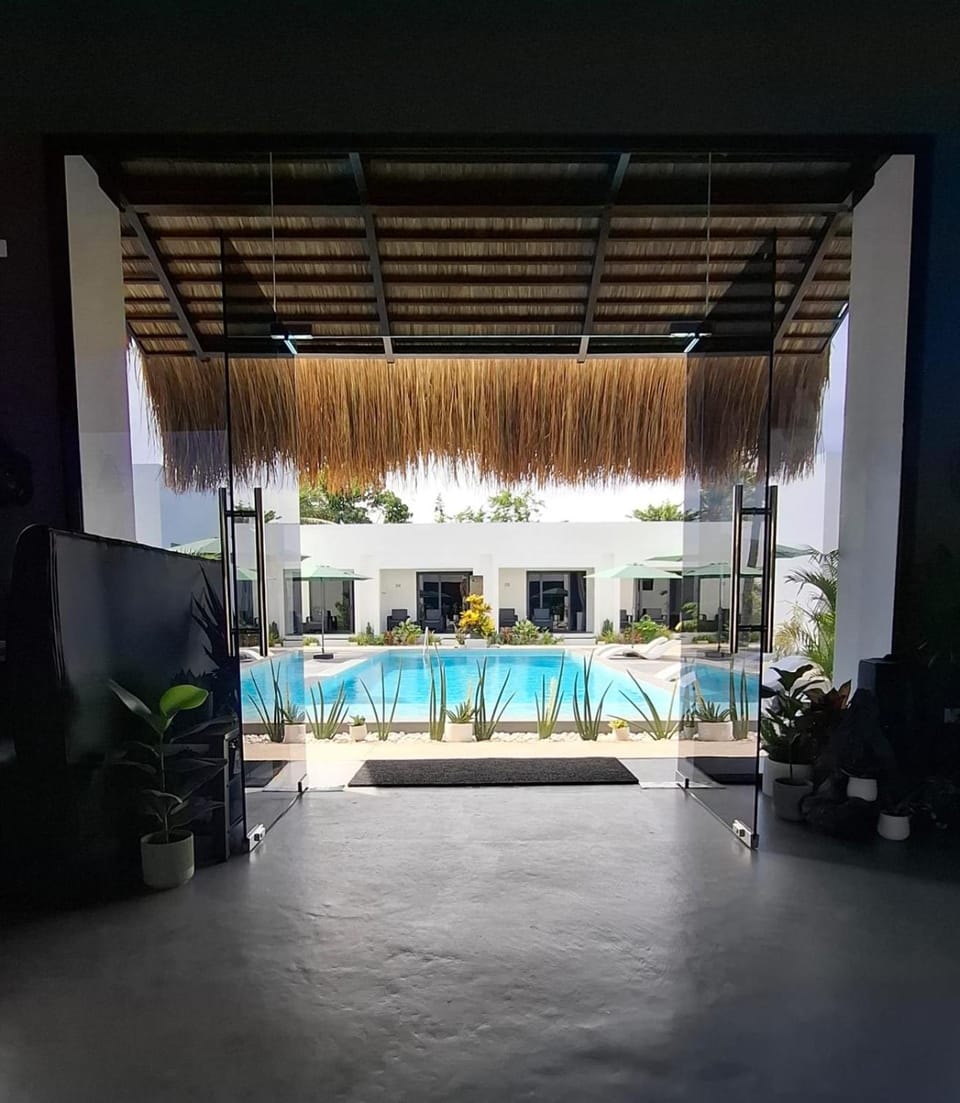 Coco del Rey Hotel in Central Visayas