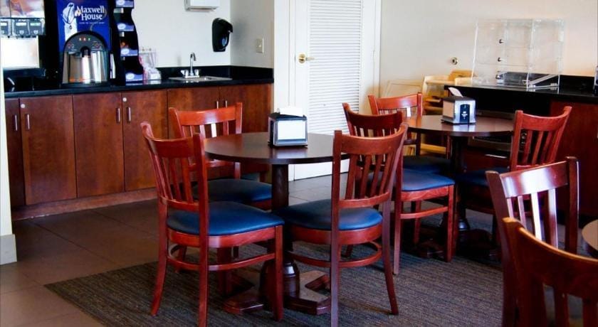 Sequoia Inn Hotel in Hanford