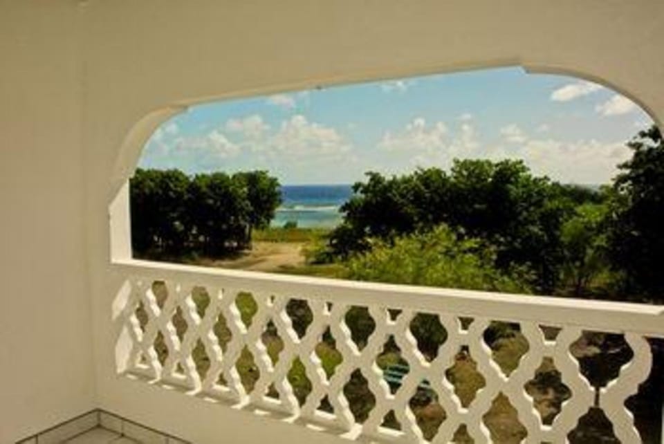 CoCo Rose Guesthouse Hotel in Saint Mary, Antigua and Barbuda