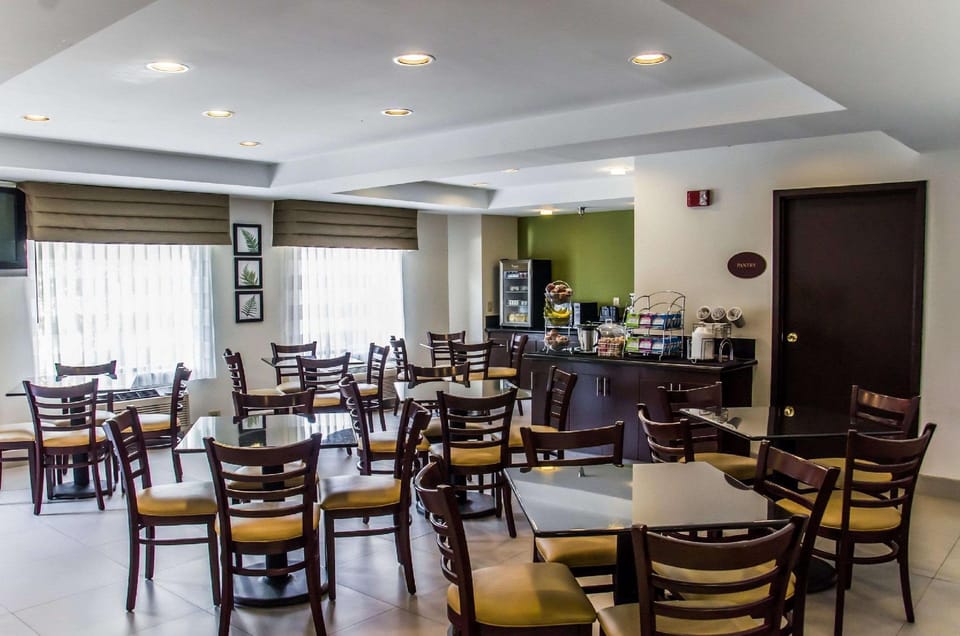 Sleep Inn Airport - Billy Graham Parkway Hotel in Charlotte