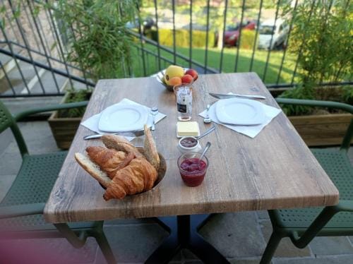 Les Pierres Folles Hotel in Auvergne-Rhône-Alpes