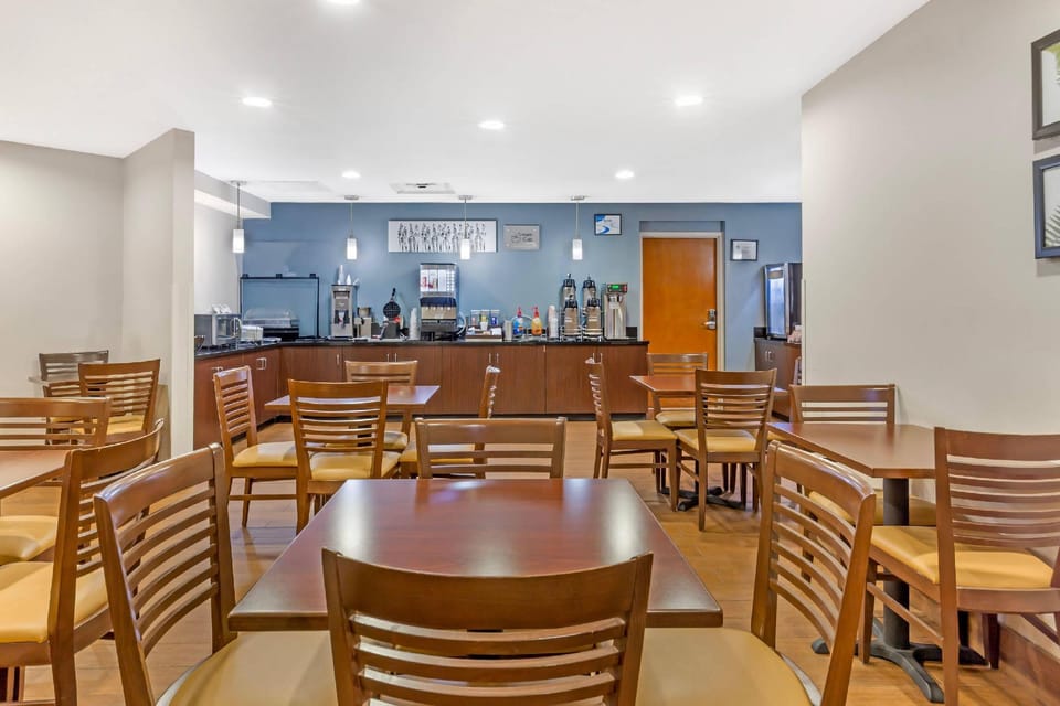 Sleep Inn Greensboro Airport Hotel in High Point