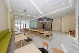 Yixuan Anlai Hotel (Suqian Tonghu Logistics Park) Hotel in Jiangsu