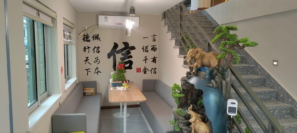 Golden Seasons Hotel (Shanghai Jinshan Zhuxing Branch) Hotel in Shanghai