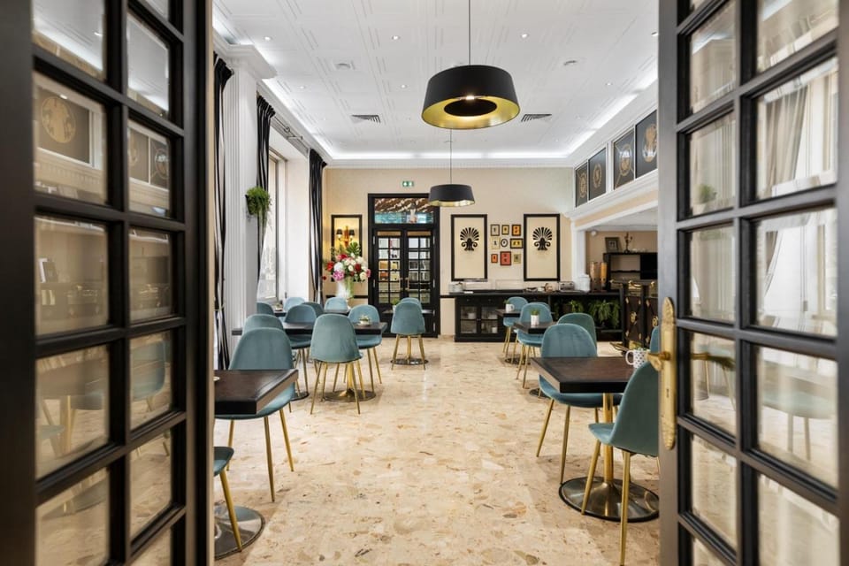 Bar/lounge