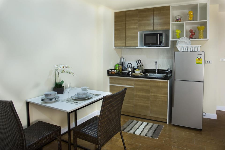 BBG Seaside Luxurious Service Apartment Apartment hotel in Chon Buri Changwat