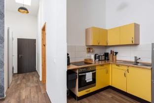 Stylish Loft   Parking  Sauna   BBQ Hotel in Leipzig
